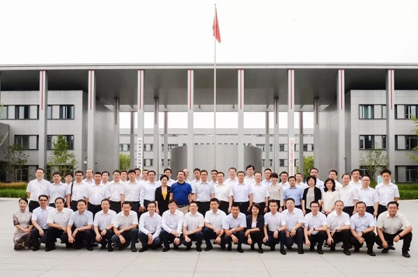 百戰歸來再讀書，戰略落地勇擔當3.jpg
