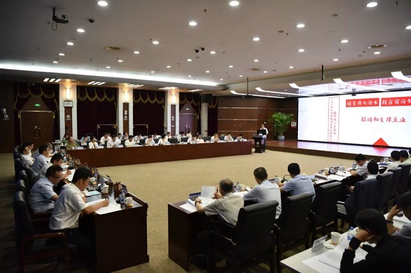 五院召開黨委理論學(xué)習(xí)中心組專題研討會(huì)3.jpg