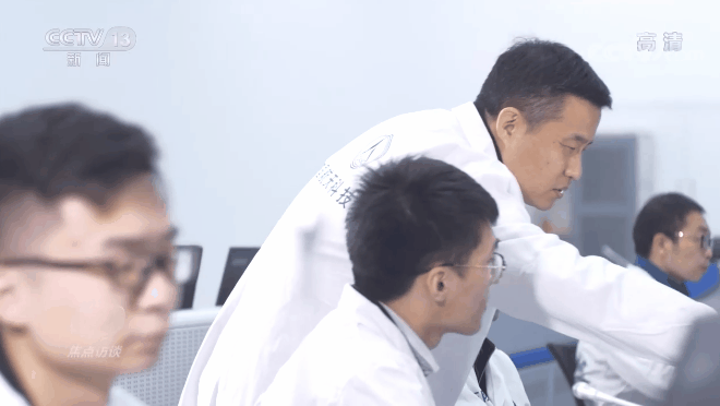 焦點訪談2.gif